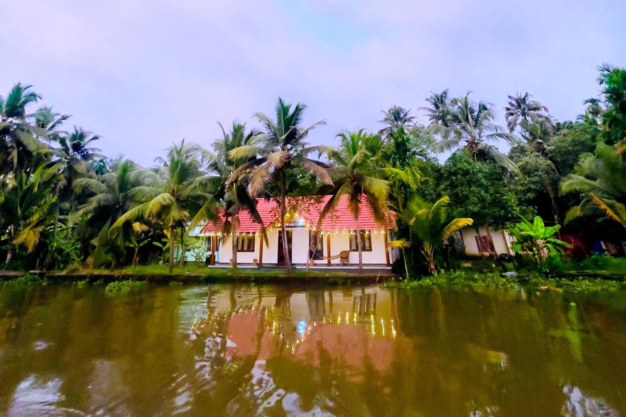 Champakulam Tulsi Kayal Retreat 아파트 외부 사진