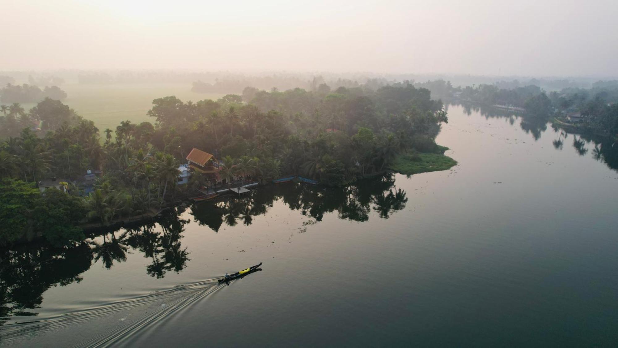 Champakulam Tulsi Kayal Retreat 아파트 외부 사진