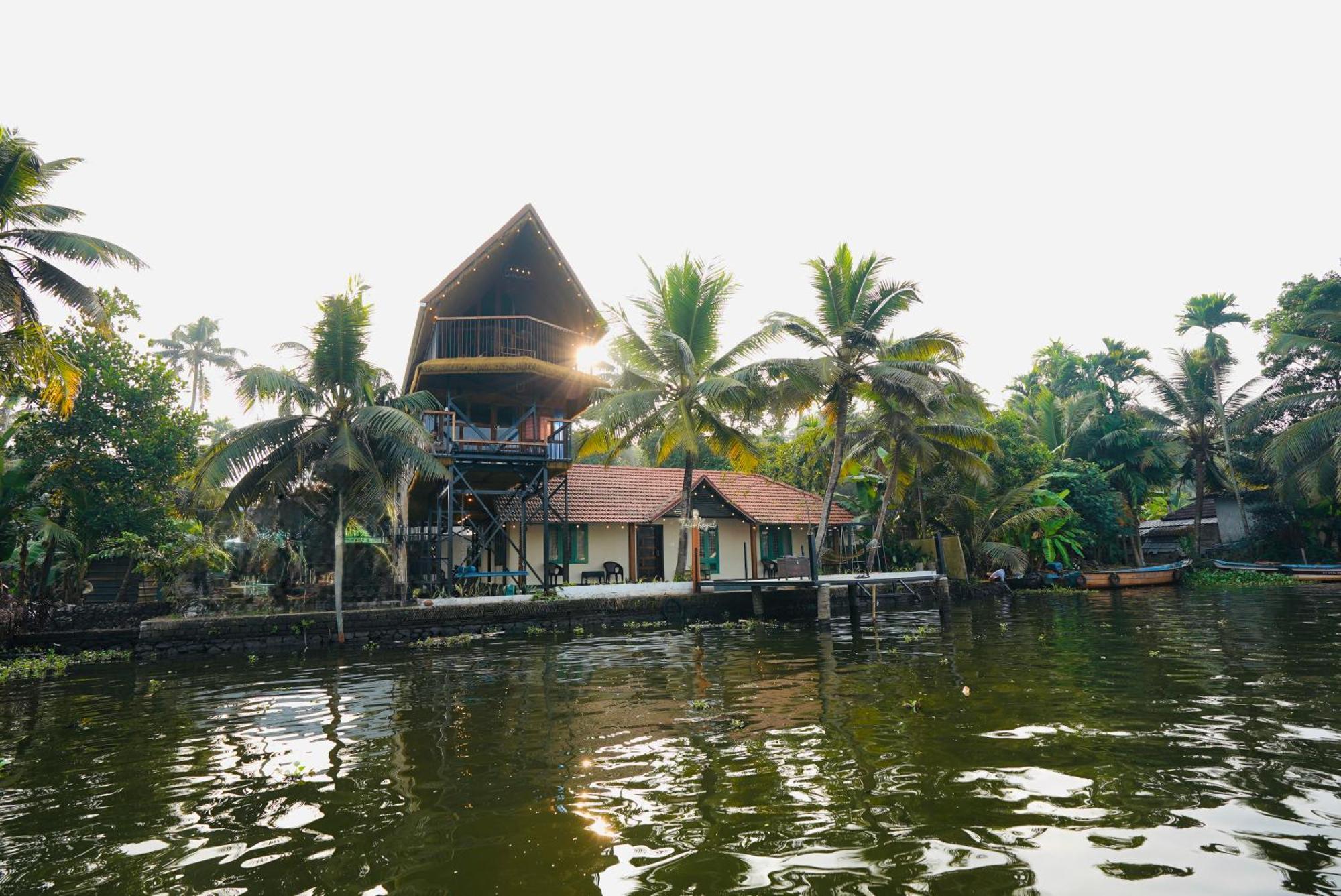 Champakulam Tulsi Kayal Retreat 아파트 외부 사진
